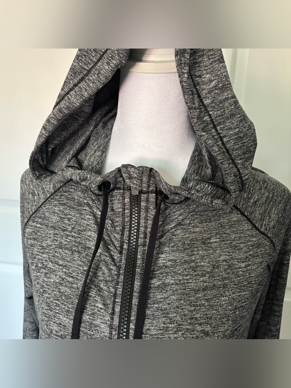 Athleta Utempo Zip Up Hoodie - Picture 4 of 9